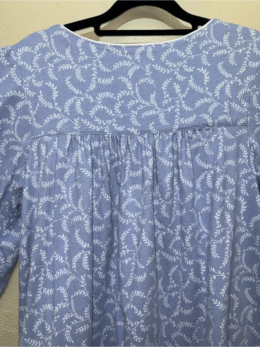 Eileen West Blue Leaf-Print Traditional Nightgown with White Lace Rouched Trim S